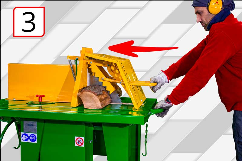 Circular saw cover with wood clamp