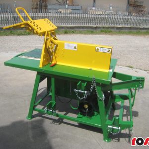 Double version circular saw with side and rear tractor attachment