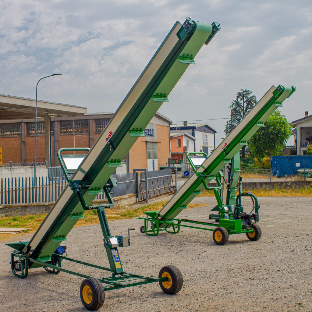Conveyor belts for firewood and agricultural material