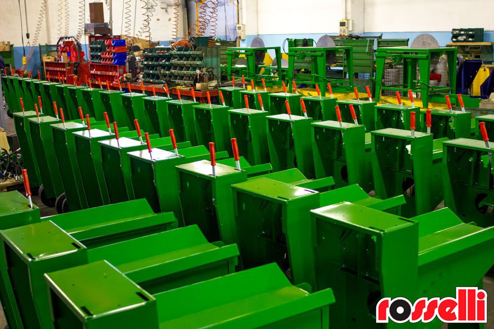 Italian assembly line for woodworking machines